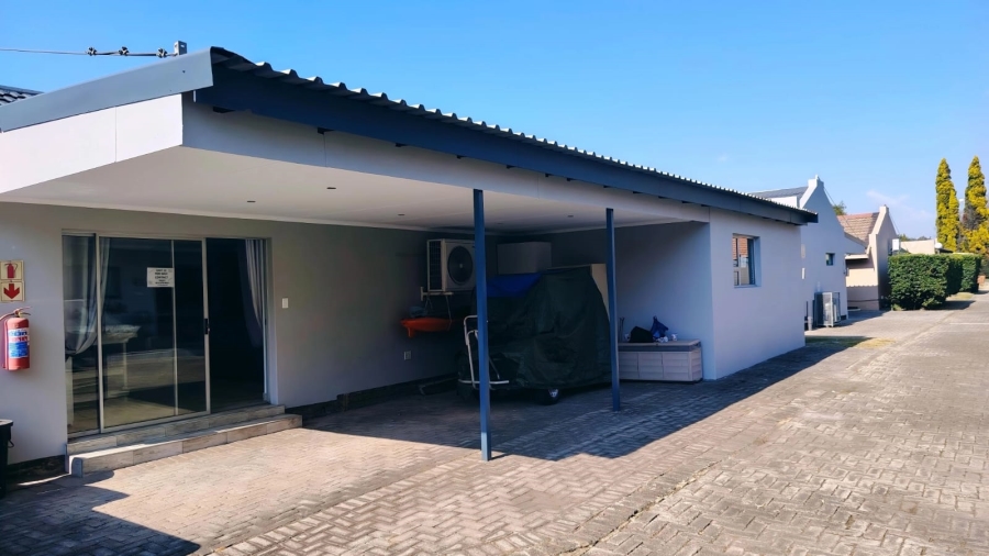 3 Bedroom Property for Sale in Vaalpark Free State